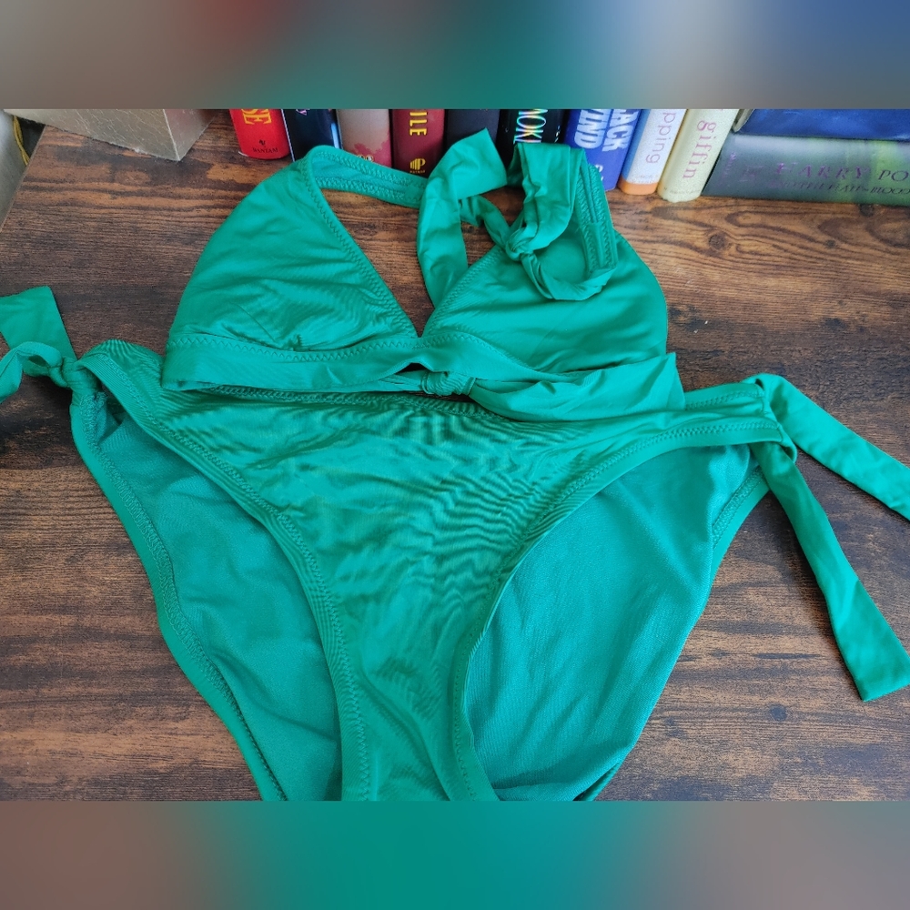 Women's bathing suit